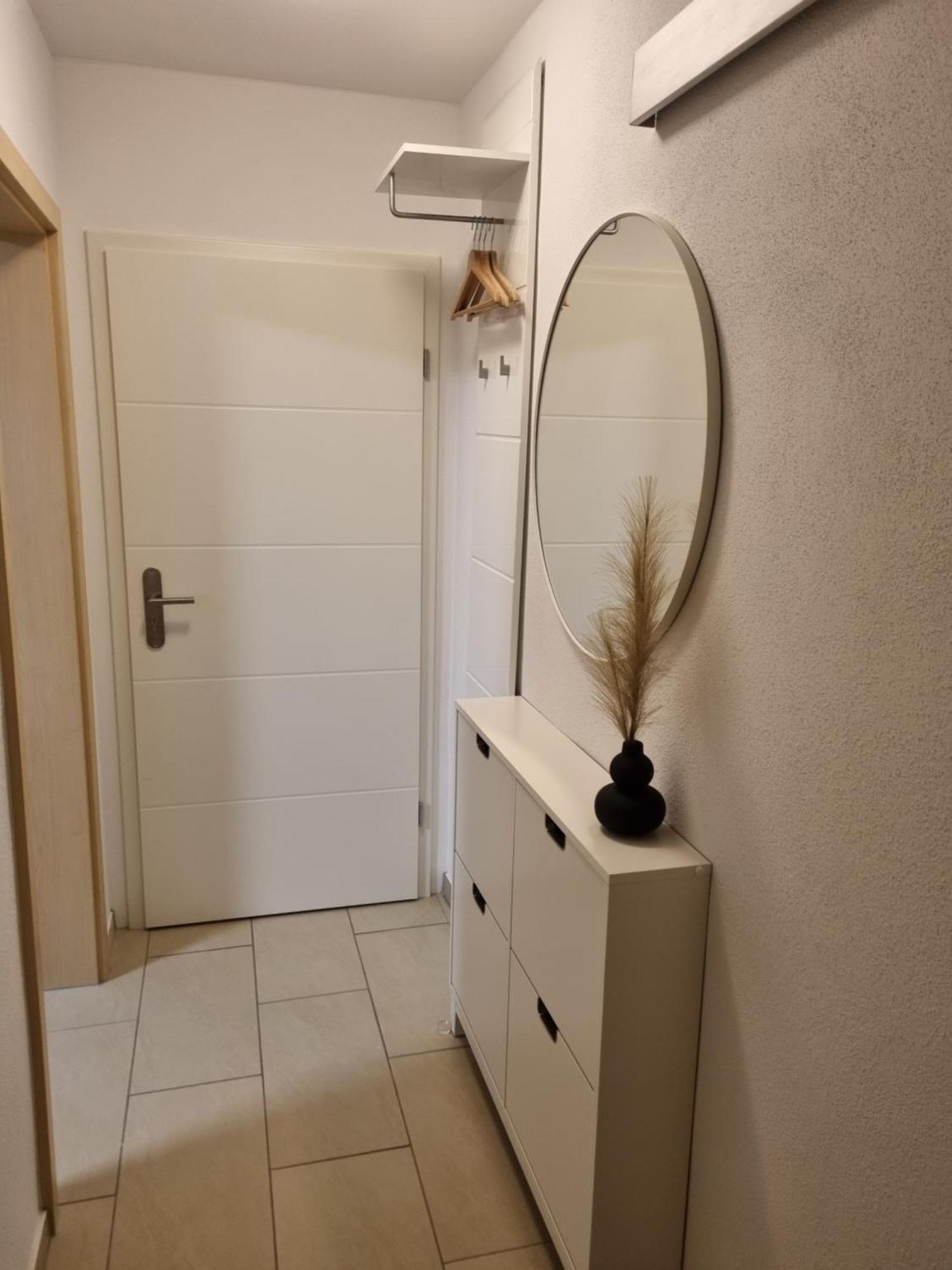 Appartment Im Untergeschoss Freilassing Eksteriør billede