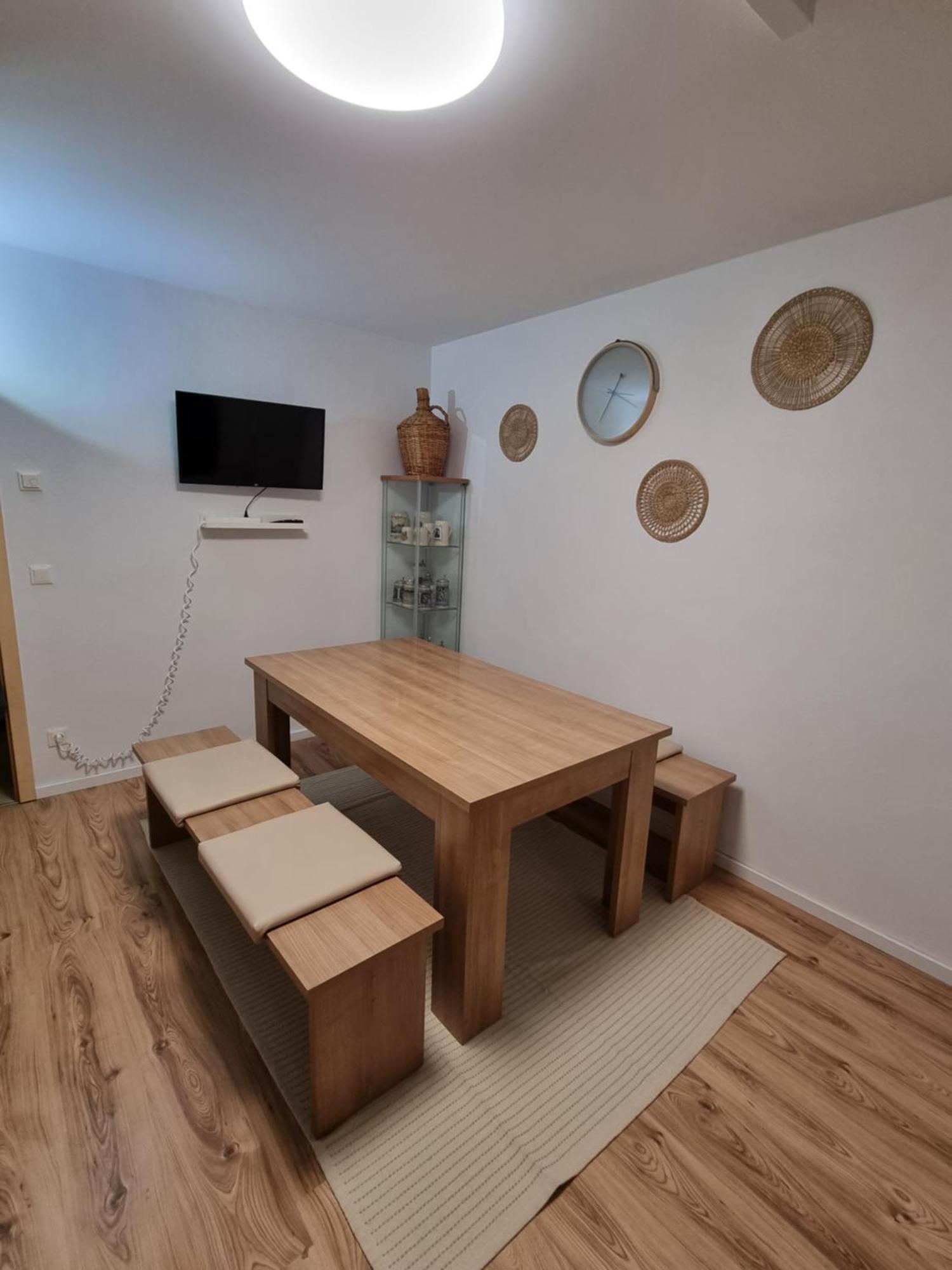 Appartment Im Untergeschoss Freilassing Eksteriør billede