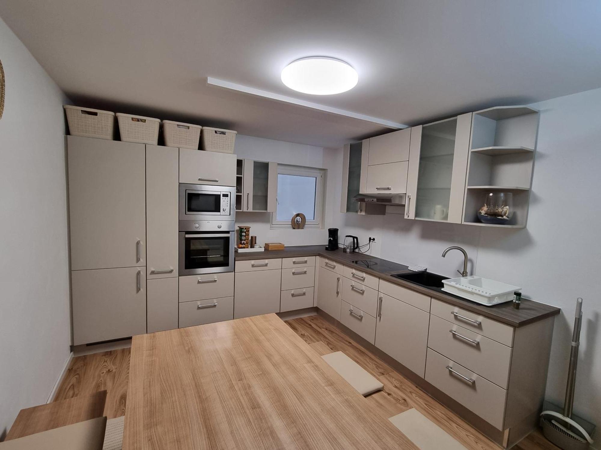 Appartment Im Untergeschoss Freilassing Eksteriør billede